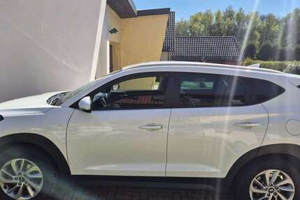 Hyundai TUCSON 140.299 km 12.499 &euro; Stockheim 96342