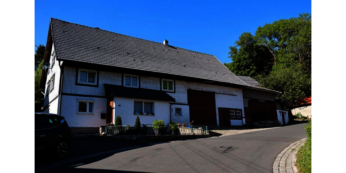 Bauernhaus, Landhaus Eisfeld Heid - 5 Zimmer, 174 m&sup2;, 85.000&euro; | Angebot:26838226