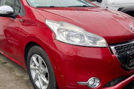 Peugeot 208 152.300 km 3.950 &euro; Nastätten 56355