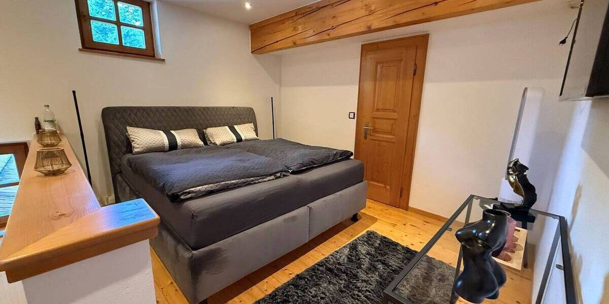 Einfamilienhaus Deggendorf / Mietraching Mietraching - 7 Zimmer, 275 m&sup2;, 936.000&euro; | Angebot:25670720