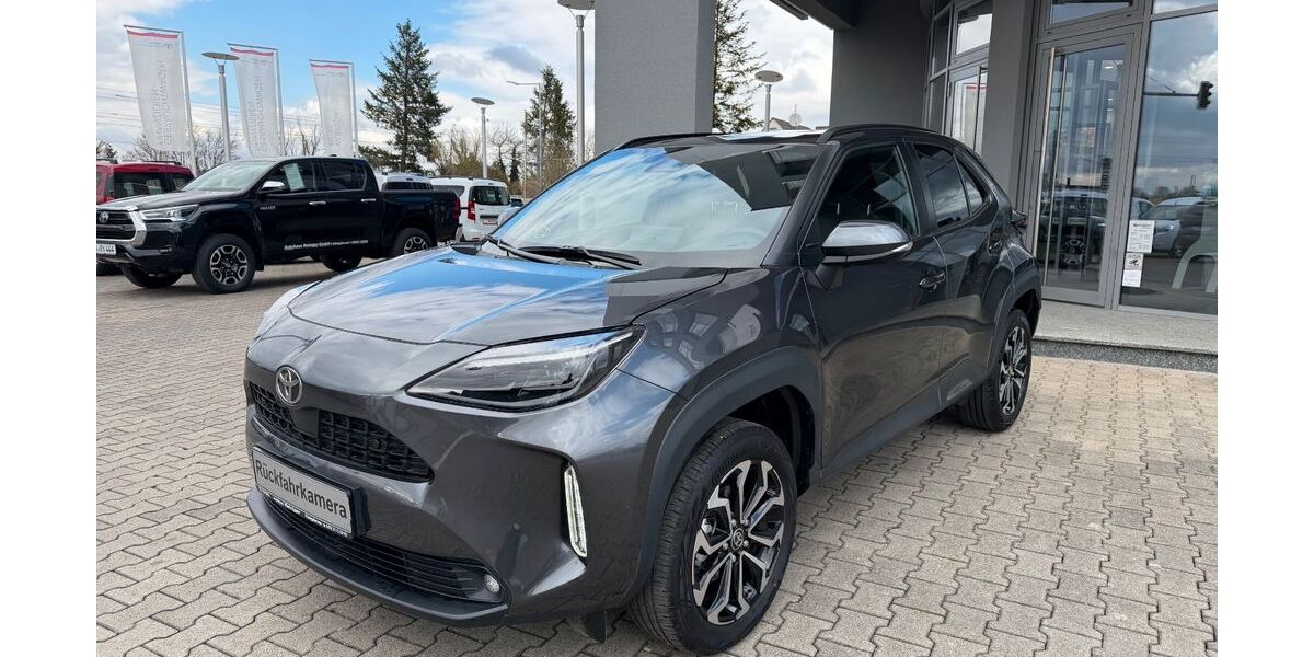 Toyota Yaris Cross 8.250 km 25.499 &euro; Königsbrunn / Augsburg 86343