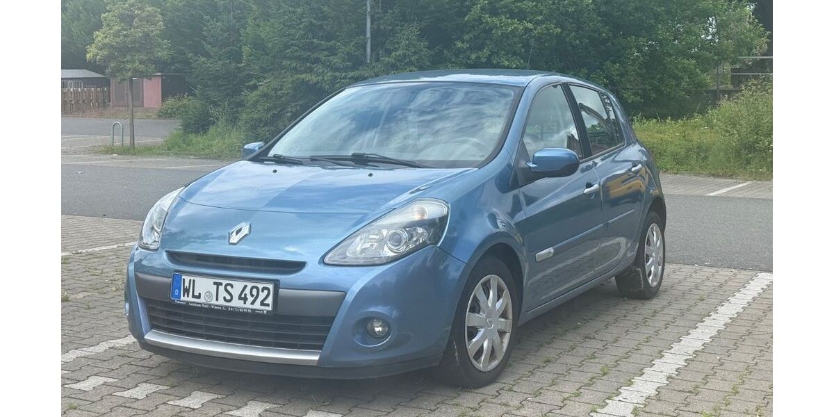 Renault Clio 200.000 km 1.599 &euro; Lüneburg 21335