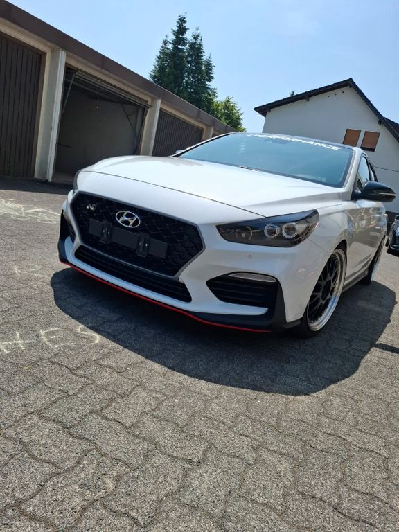 i30