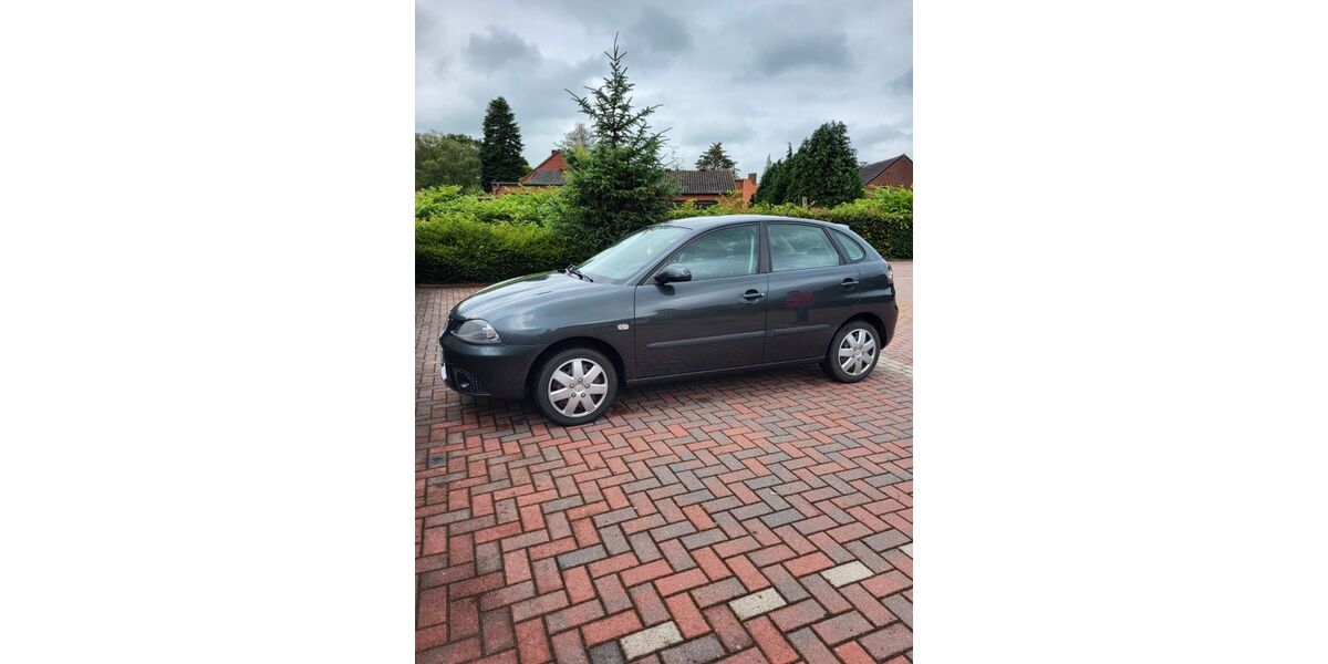 Seat Ibiza 140.300 km 2.350 &euro; Weener 26826