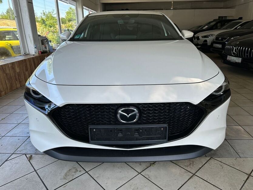 Mazda 3 81.000 km 19.500 € Bonn 53119