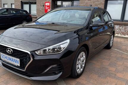 Hyundai i30 82.575 km 11.890 &euro; Moormerland 26802