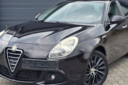 Alfa Romeo Giulietta 208.000 km 2.900 &euro; Surwold 26903