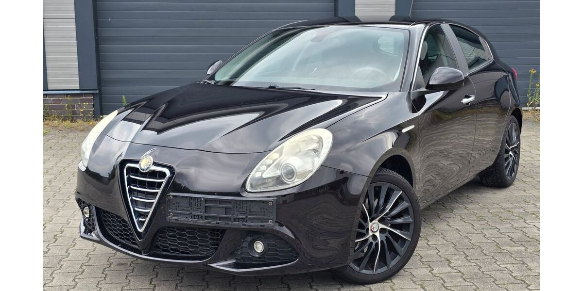 Alfa Romeo Giulietta 208.000 km 2.900 &euro; Surwold 26903