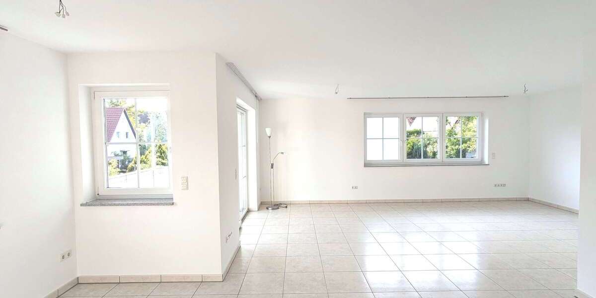 Haus zum Kaufen in Erlangen Alterlangen 1.420.000 € 281 m² 9 zimmer