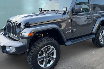 Jeep Wrangler 68.000 km 34.999 &euro; München 81243