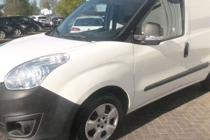 Opel Combo 109.439 km 8.999 &euro; Parchim 19370