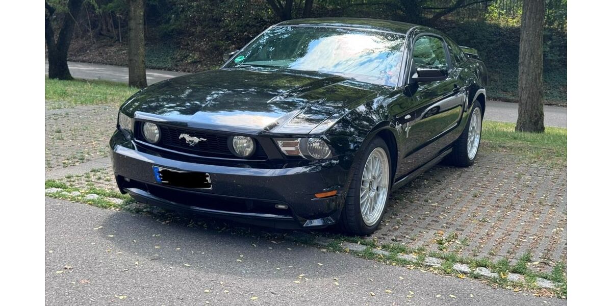 Ford Mustang 155.803 km 14.500 &euro; Stuttgart 70437