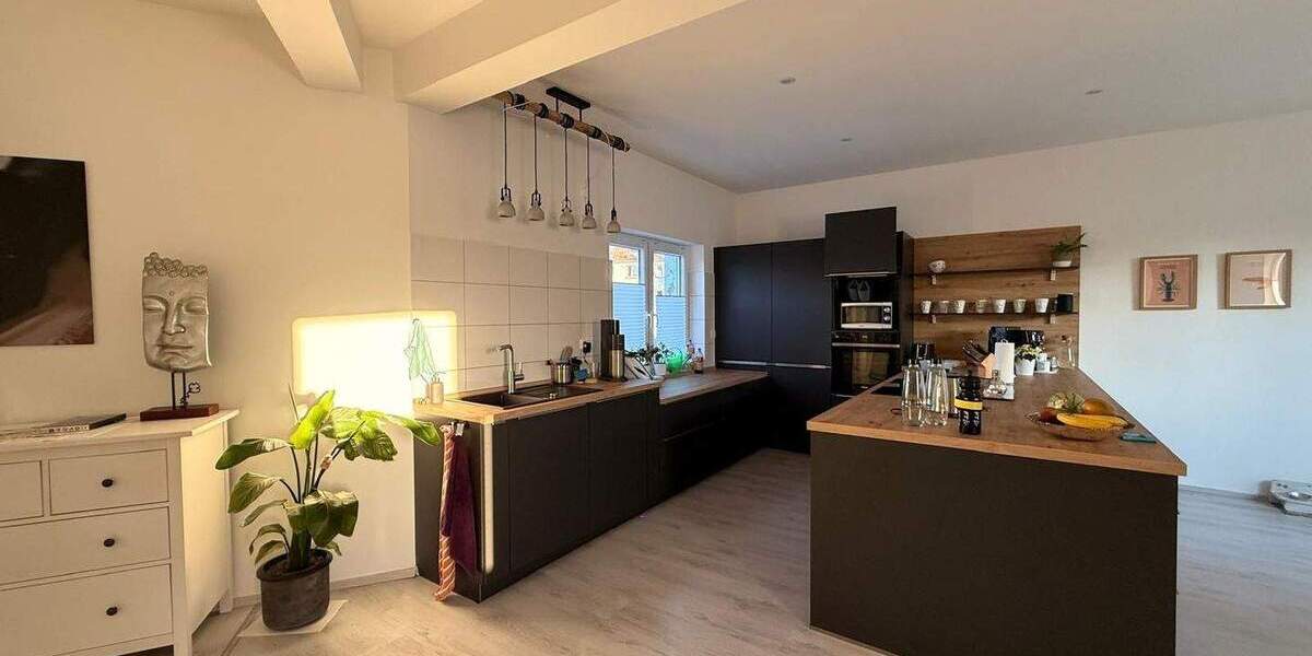 Etagenwohnung Essen Rüttenscheid - 3 Zimmer, 136 m&sup2;, 1.088&euro; | Angebot:25385697