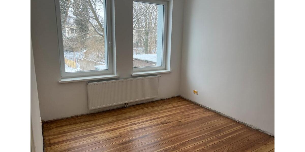 Erdgeschoßwohnung Neumünster - 4 Zimmer, 107 m&sup2;, 1.050&euro; | Angebot:25131014