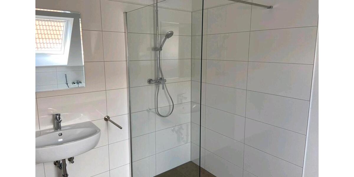 DHH zentral, modern, energiesparend 5 zimmer