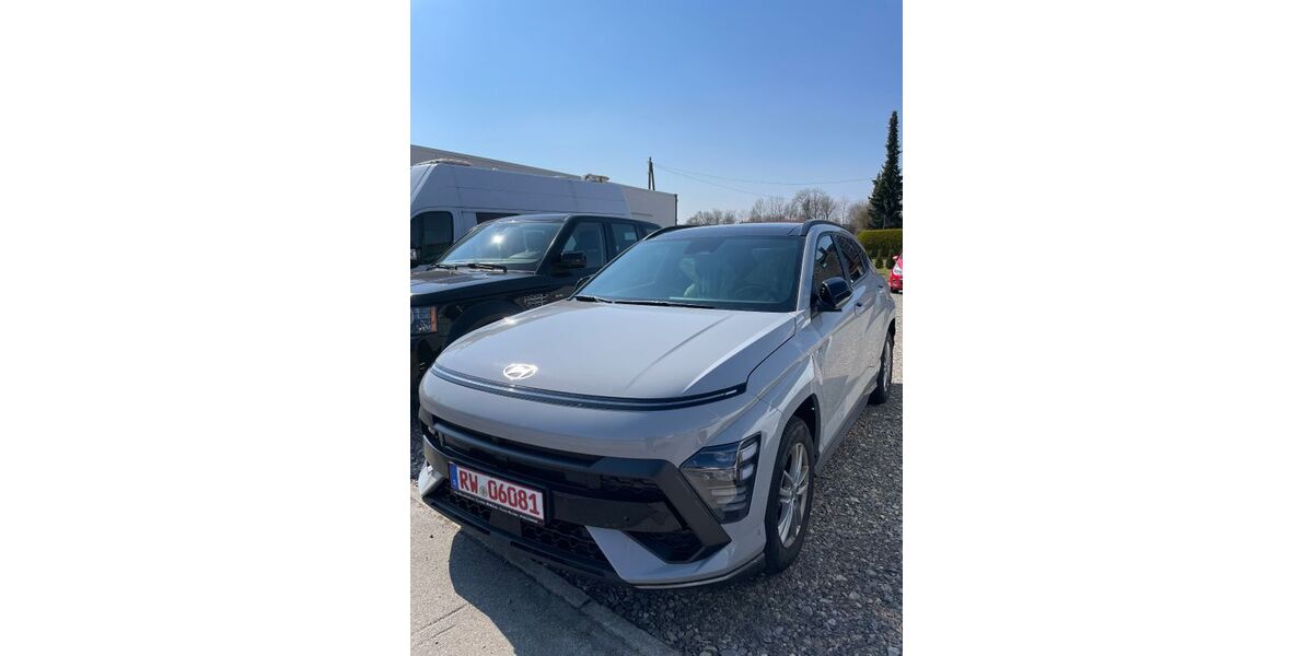 Hyundai KONA 20.000 km 24.500 &euro; Fluorn-Winzeln 78737