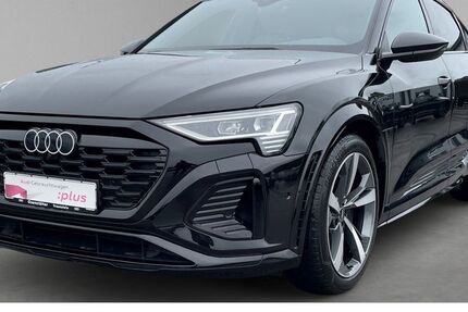 Audi SQ8 e-tron 31.000 km 53.210 &euro; Traunstein 83278