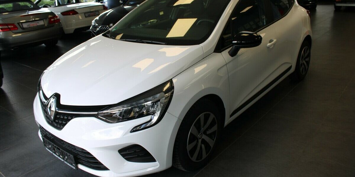 Renault Clio TCe 90 EQUILIBRE 34.200 km 12.980 &euro; Euskirchen 53881