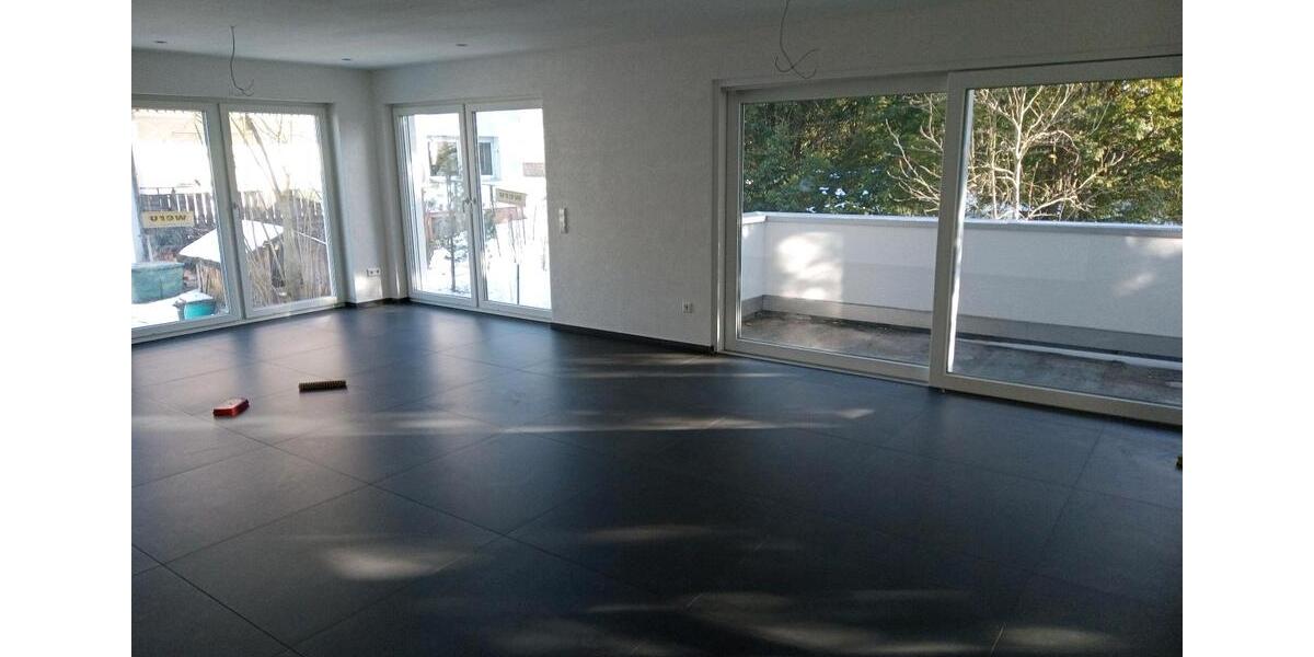 Maisonettenwohnung Waiblingen - 7 Zimmer, 170 m&sup2;, 2.490&euro; | Angebot:26310142