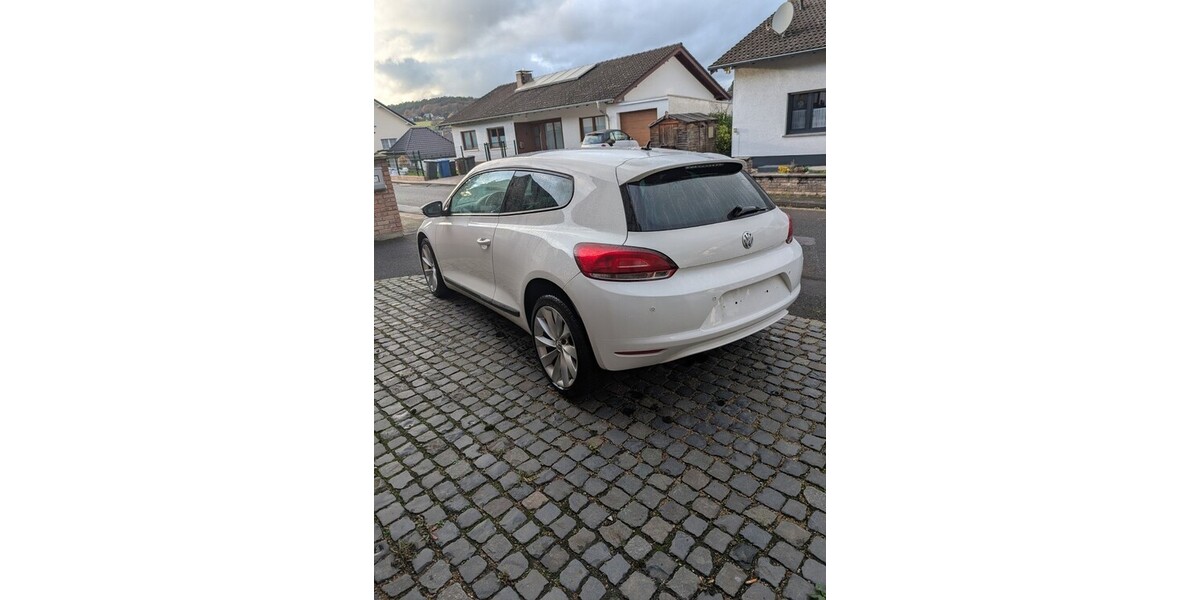 VW Scirocco 140.300 km 7.500 &euro; Mechernich 53894