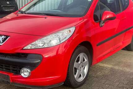 Peugeot 207 107.000 km 2.750 &euro; Mannheim 68199
