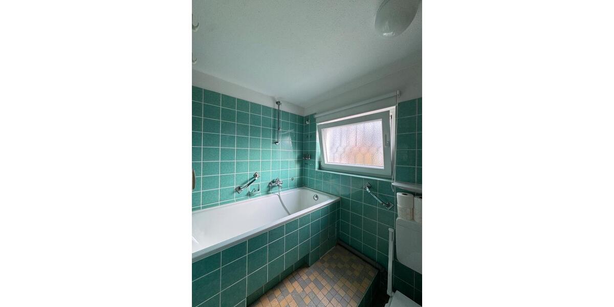 Doppelhaushälfte Wiesbaden Schierstein - 2 Zimmer, 85 m&sup2;, 1.500&euro; | Angebot:26035821