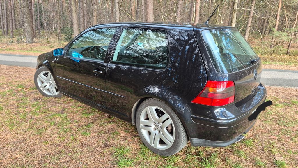 VW Golf 155.368 km 7.000 &euro; Harsewinkel 33428