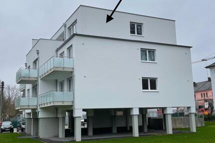 Tolle Penthouse-Wohnung in Unkel sofort zu vermieten 3 zimmer