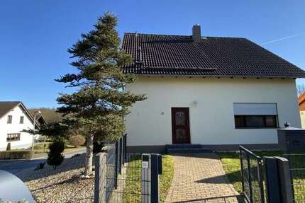 Haus Straßberg Straßberg - 4 Zimmer, 150 m&sup2;, 1.850&euro; | Angebot:27357852