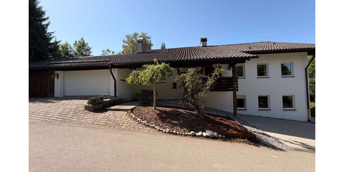 Einfamilienhaus Grabenstätt - 13 Zimmer, 325 m&sup2;, 1.850.000&euro; | Angebot:26889632