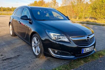 Opel Insignia 123.000 km 9.000 € Großenkneten 26197