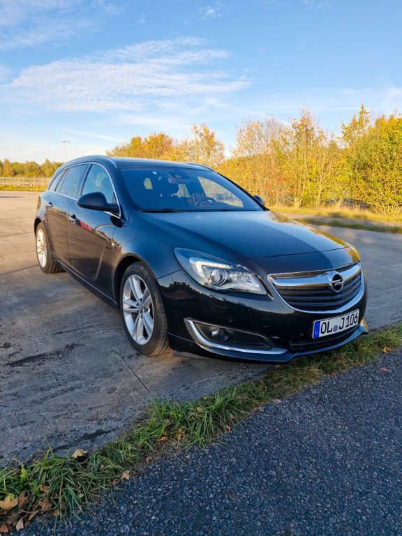 Opel Insignia 123.000 km 9.000 € Großenkneten 26197