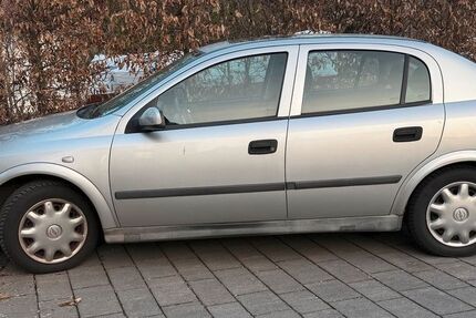 Opel Astra 135.000 km 2.250 &euro; Wiehl 51674