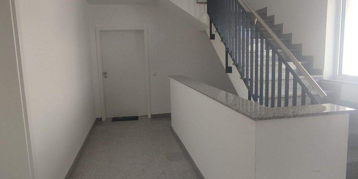 Etagenwohnung Kettig - 2 Zimmer, 65 m&sup2;, 850&euro; | Angebot:25425682