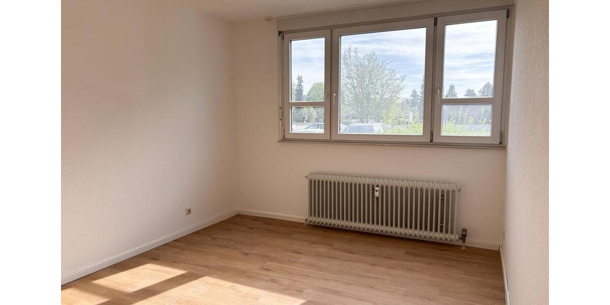 Erdgeschoßwohnung Bad Dürrheim - 3 Zimmer, 91 m&sup2;, 850&euro; | Angebot:26366169