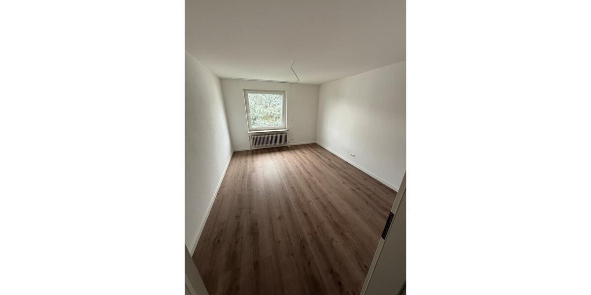 Etagenwohnung Altbach - 3.5 Zimmer, 80 m&sup2;, 1.400&euro; | Angebot:26613963
