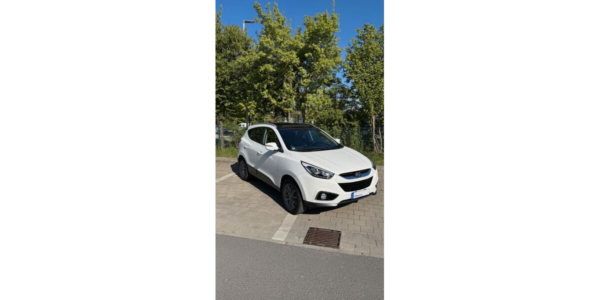Hyundai ix35 90.000 km 9.800 &euro; Bad Lauchstädt 06246