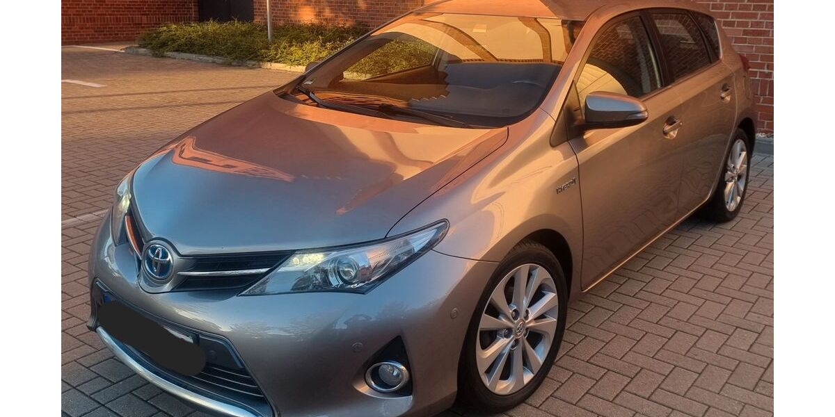 Toyota Auris 173.000 km 9.500 &euro; Berlin 12489