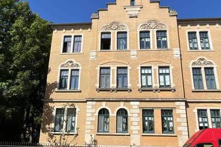 Dresden-Naußlitz: 2-Zi.-Wohnung im Denkmal