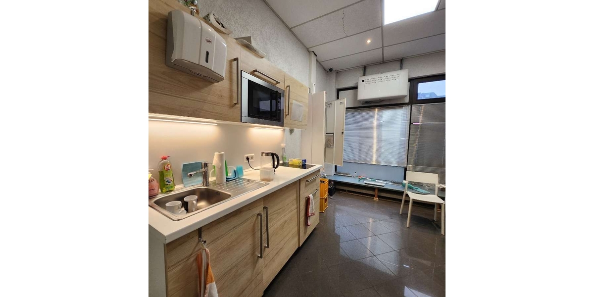 Interessante Gewerbeeinheit mit 3 Lädengeschäften in der Homburger Innenstadt (teilvermietet) - Gewerbeobjekt Homburg | Angebot:27131044
