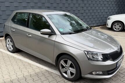 Skoda Fabia 22.700 km 8.800 &euro; Rosenheim 83026