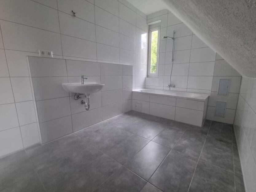 Sanierte 2-Zimmer-Dachgeschoßwohnung