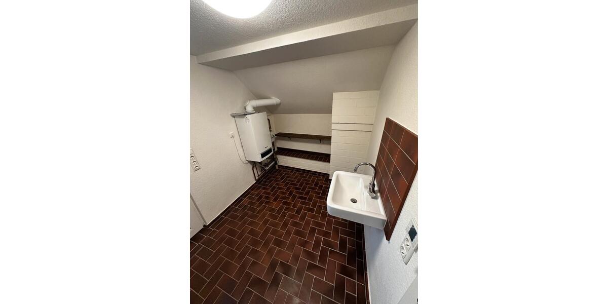 Einfamilienhaus Jever - 2 Zimmer, 65 m&sup2;, 800&euro; | Angebot:26340856