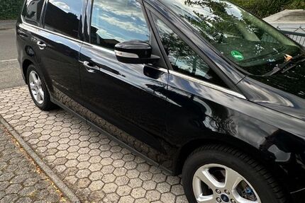 Ford Galaxy 151.400 km 9.200 &euro; Sankt Augustin 53757