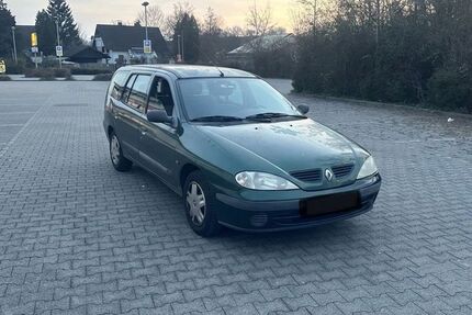 Renault Megane 146.000 km 4.590 &euro; karlsruhe 76185