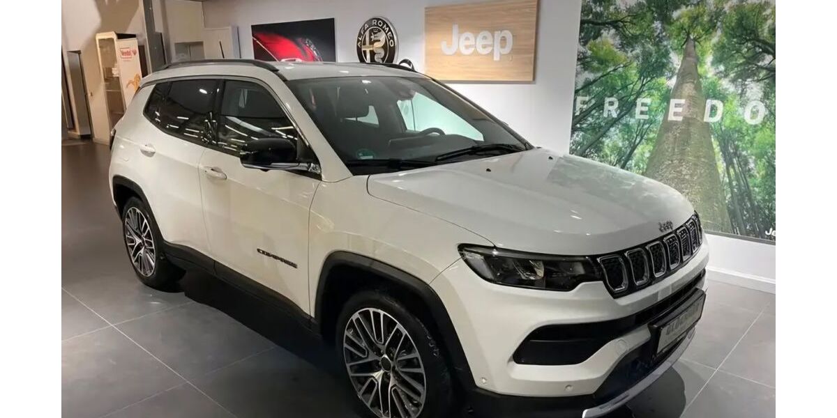 Jeep Compass 76.000 km 21.300 € Pulsnitz 01896