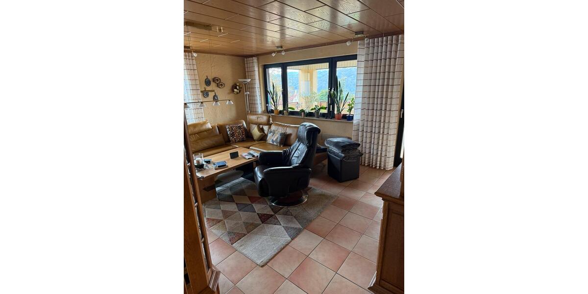 Einfamilienhaus Gemünden am Main - 5 Zimmer, 160 m&sup2;, 1.350&euro; | Angebot:26614471