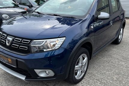 Dacia Sandero 51.300 km 8.990 &euro; Chemnitz 09126