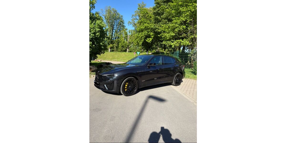 Maserati Levante 108.000 km 44.900 &euro; Neuss 41468