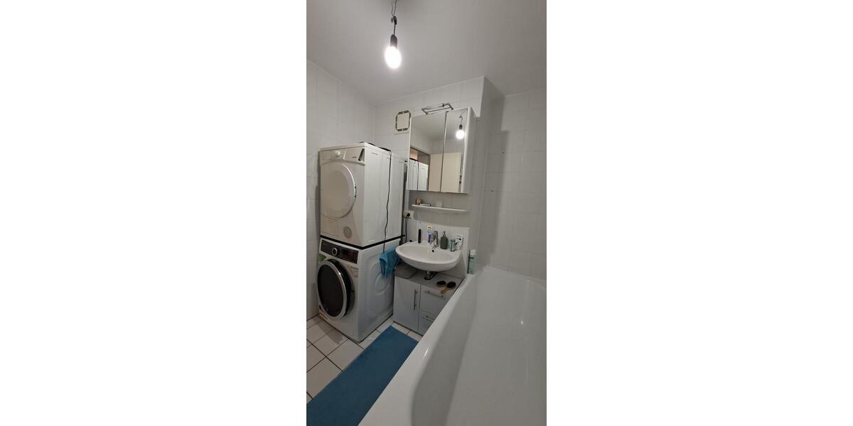 Etagenwohnung Gilching - 3.5 Zimmer, 79 m&sup2;, 1.700&euro; | Angebot:26681357